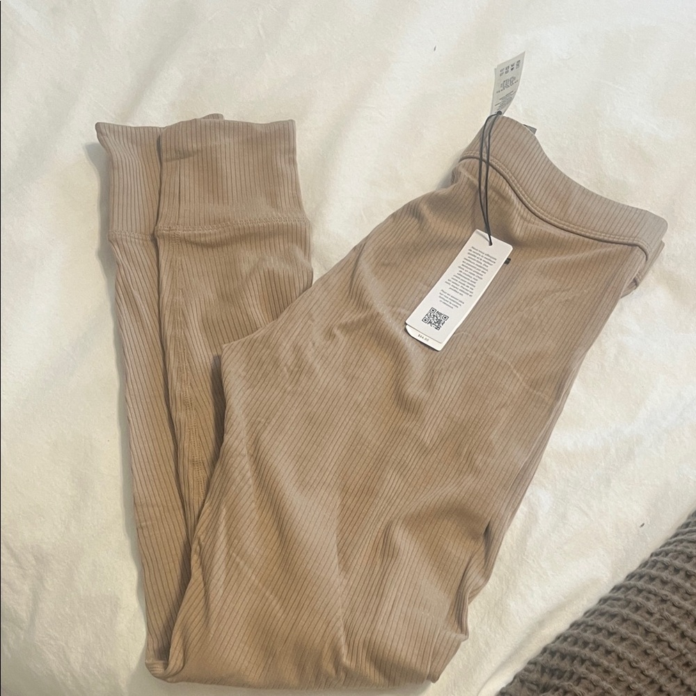 NWT UGG Paloma Leggings II Rib Silver Taupe Size Small - Picture 8 of 13